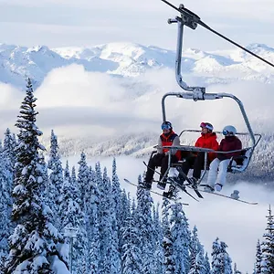 cozy-suite-in-beautiful-whistler.hotels-of-whistler.com/